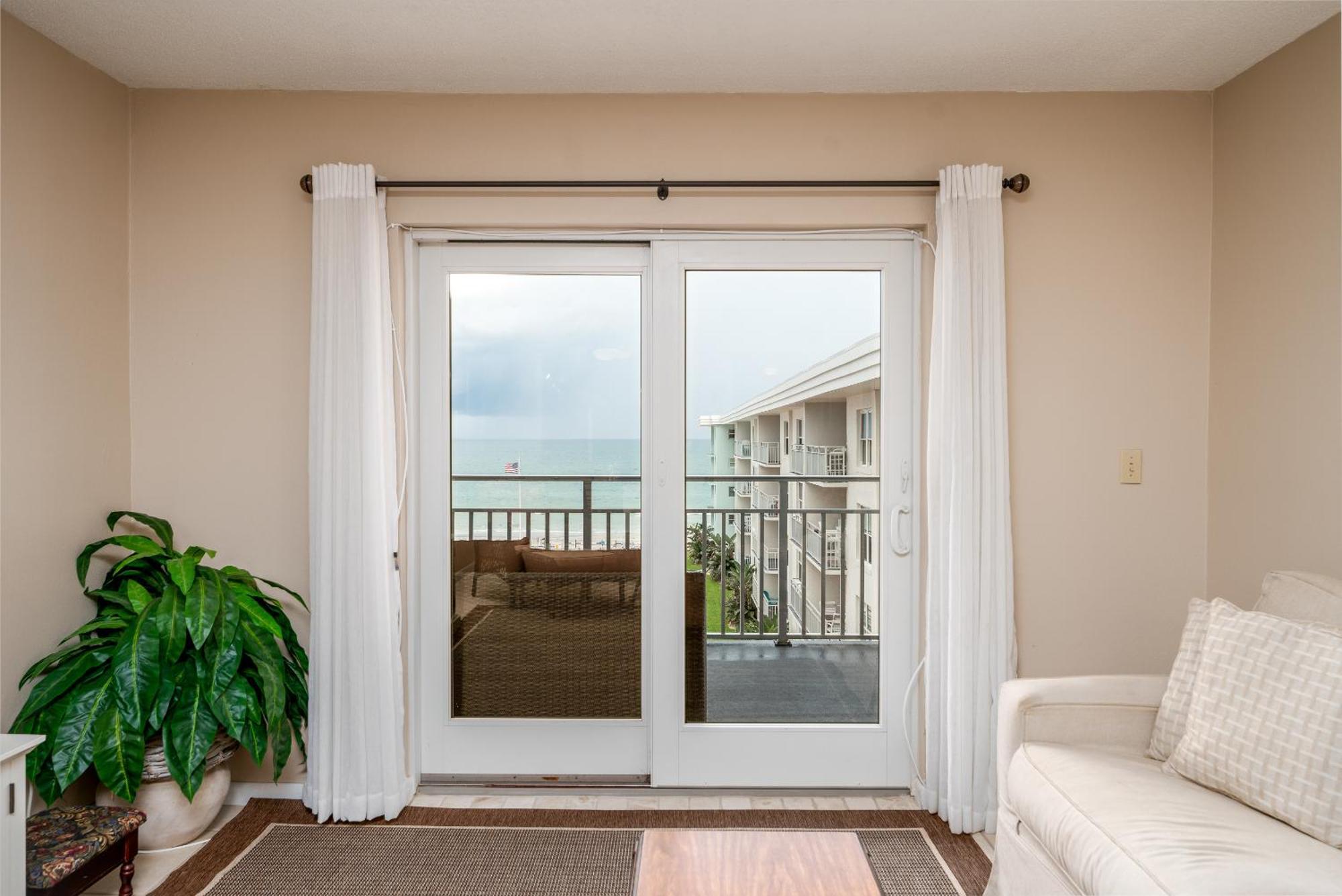Fabulous Ocean And Pool Views From Balcony & Located On No-Drive Beach New Smyrna Beach Exterior foto